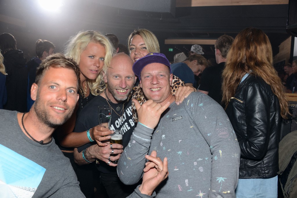 ../Images/Kite Board Open 2015 Zaterdag afterparty Oak 029.jpg